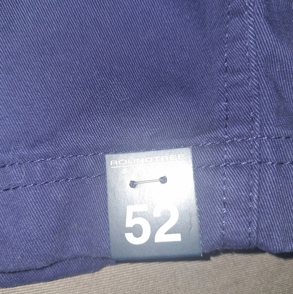 2 pairs of Roundtree and Yorke BigMan Classic Fit flat front shorts in a size 52 - Picture 13 of 16